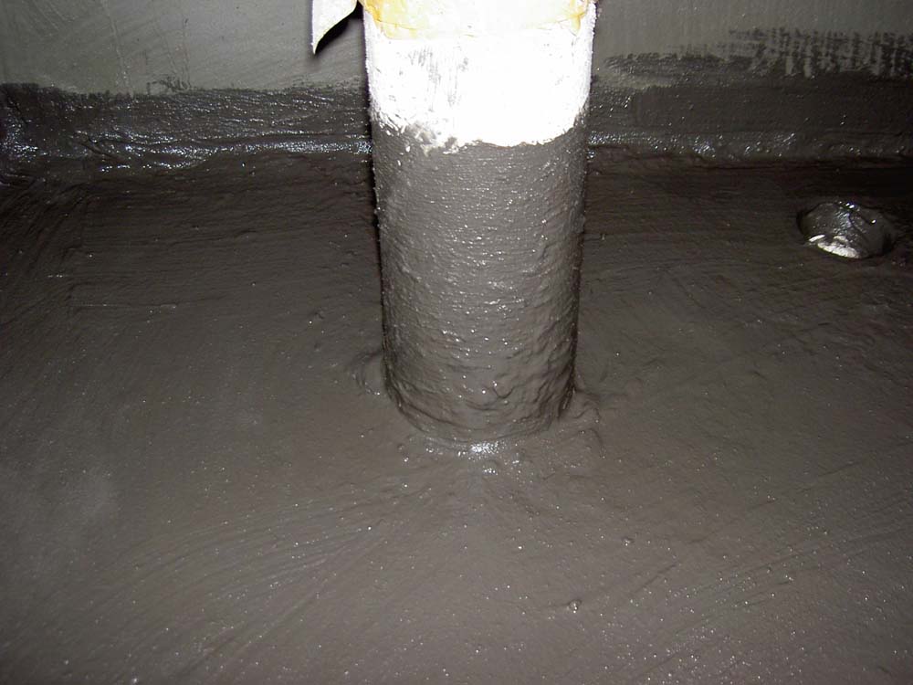 氰凝防水防腐材料黏度小,滲透性好,與被涂物表面粘結力強;形成的涂膜耐磨且具有光澤,力學性能好,強度大,抗滲透性優異。能在潮濕、干燥等多種基面施工,耐老化性能強,使用壽命長。特別適用于做冷庫保溫系統的防水隔汽層,外墻外保溫的防潮底漆層,以及其他木材基面、水泥基面的防水隔